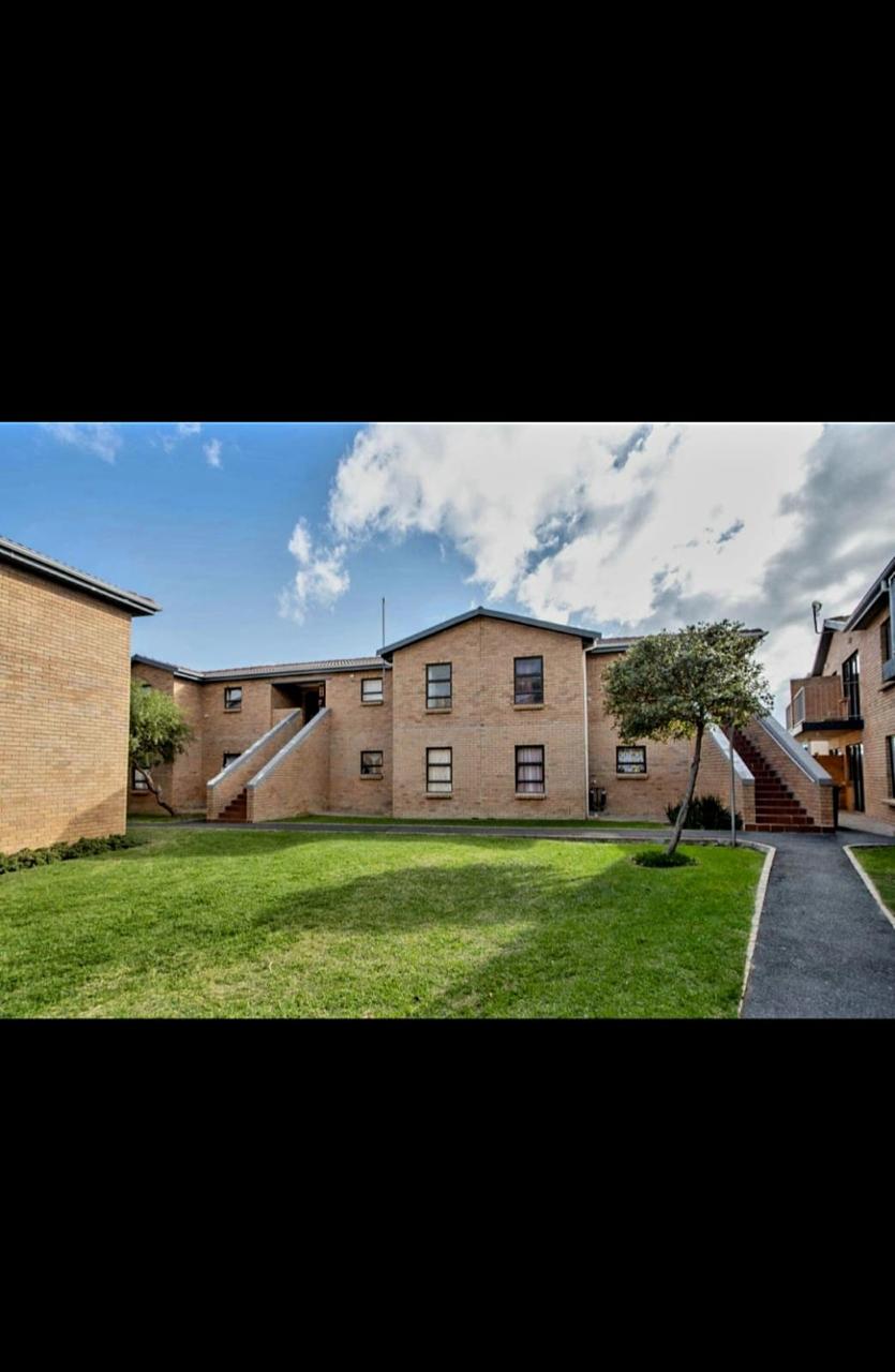 To Let 2 Bedroom Property for Rent in Sea Breeze Western Cape